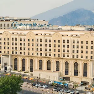 Copthorne Makkah Al Naseem Hotel